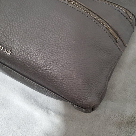 The Sak Gray Leather Reseda Crossbody Bag - Picture 15 of 17